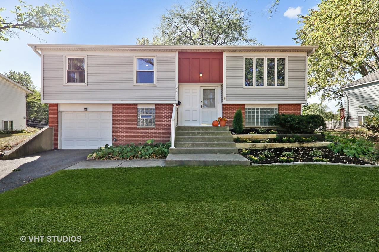 2311 Dalewood Pkwy., Woodridge, IL 60517