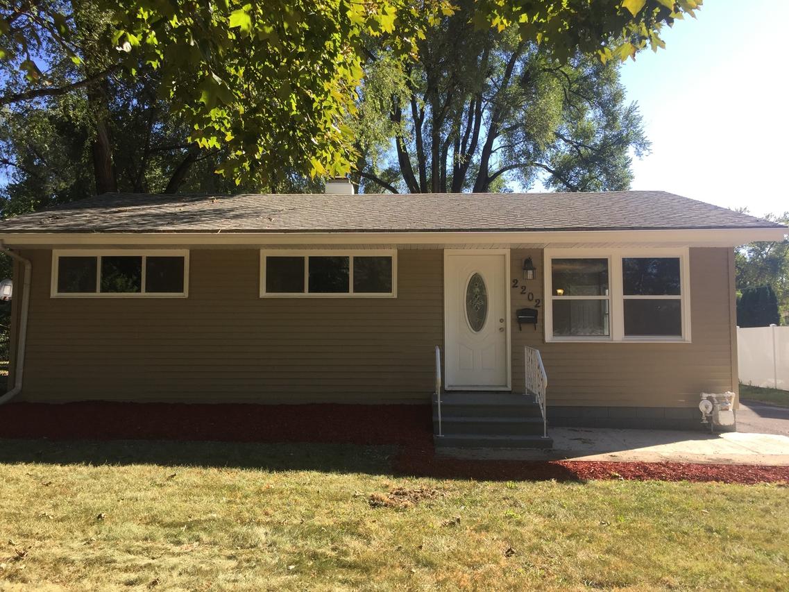 2202 Madonna Ave., Joliet, IL 60436
