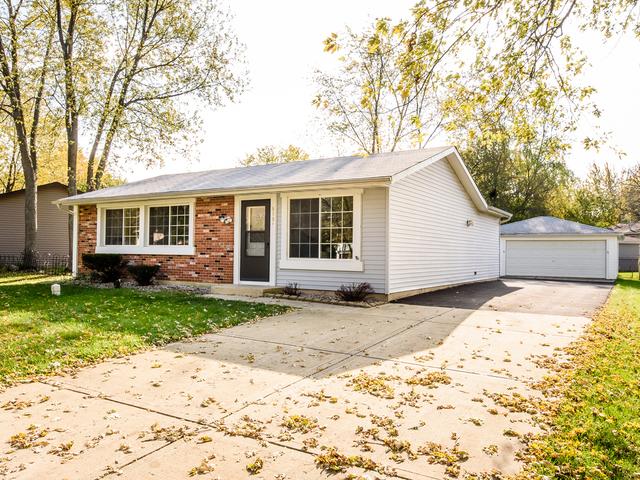 819 Poplar Ln., Bolingbrook, IL 60440