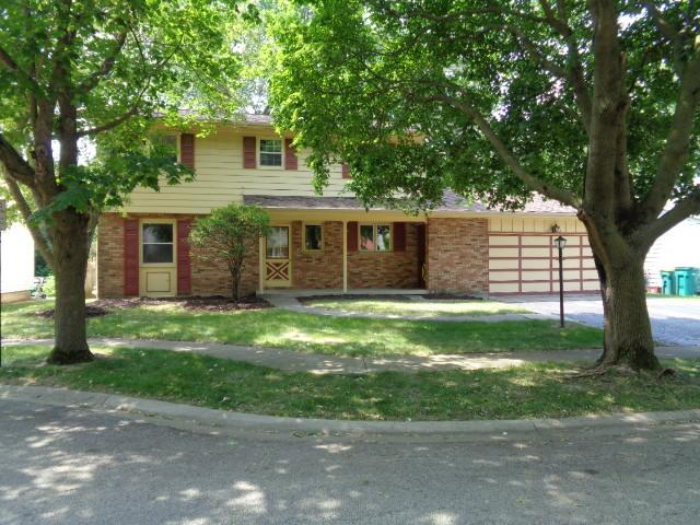 6 Evergreen Cir., Dekalb, IL 60115
