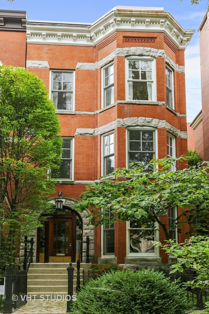 2024 N Mohawk St., Chicago, IL 60614