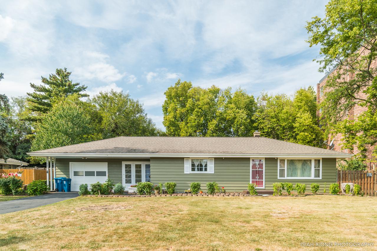 770 Orchard Ave., Aurora, IL 60506