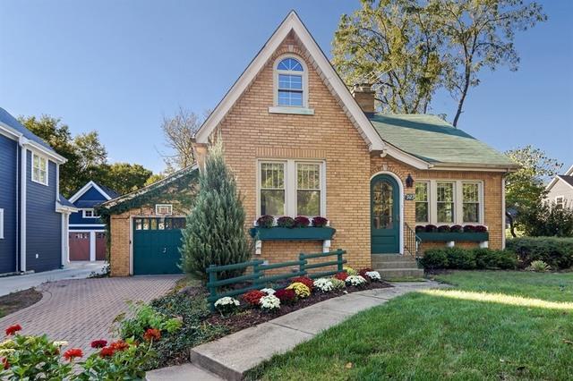 929 Chicago Ave., Downers Grove, IL 60515