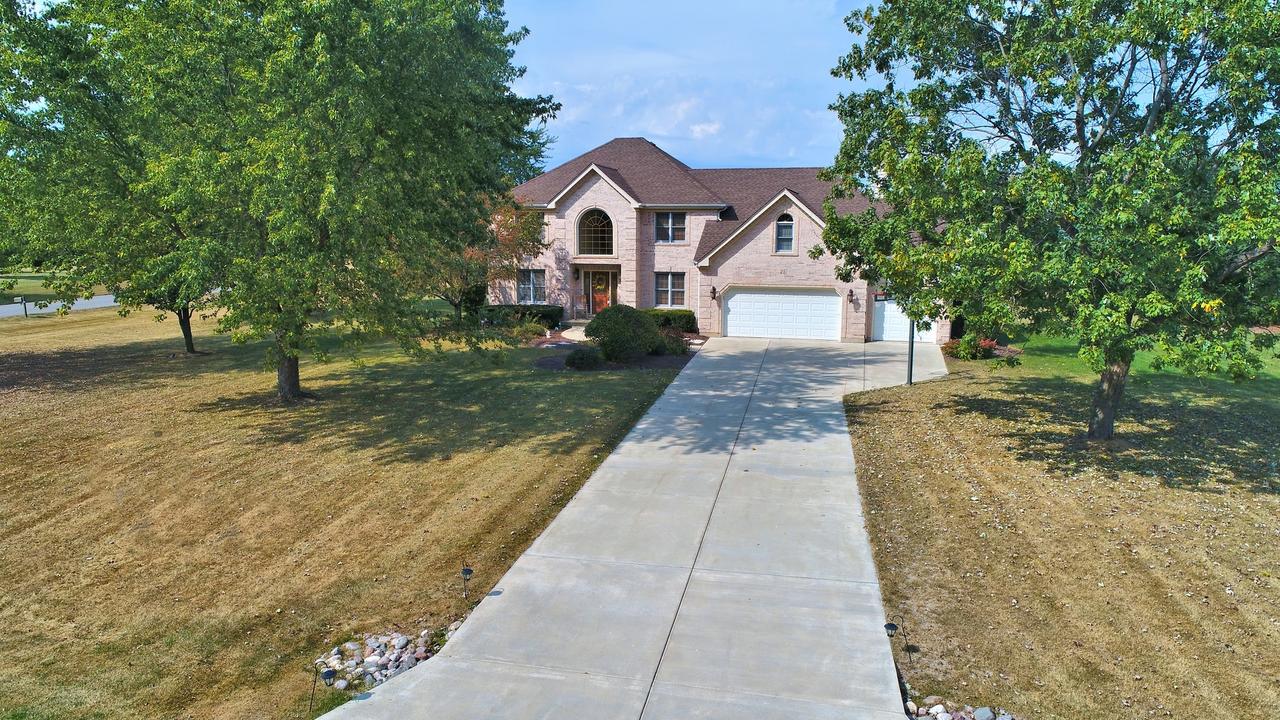 25 Timber Ridge Dr., Yorkville, IL 60560