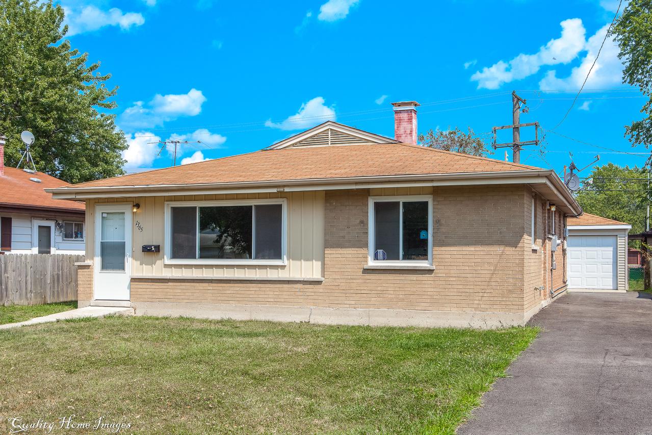 1365 Greenbay Ave., Calumet City, IL 60409