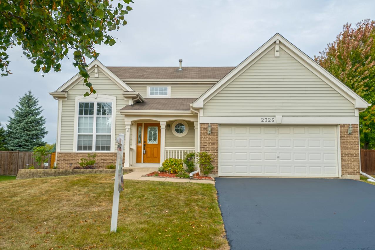 2326 Handley Ln., Aurora, IL 60502