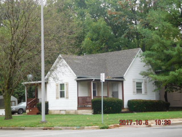 1010 N Neil St., Champaign, IL 61820