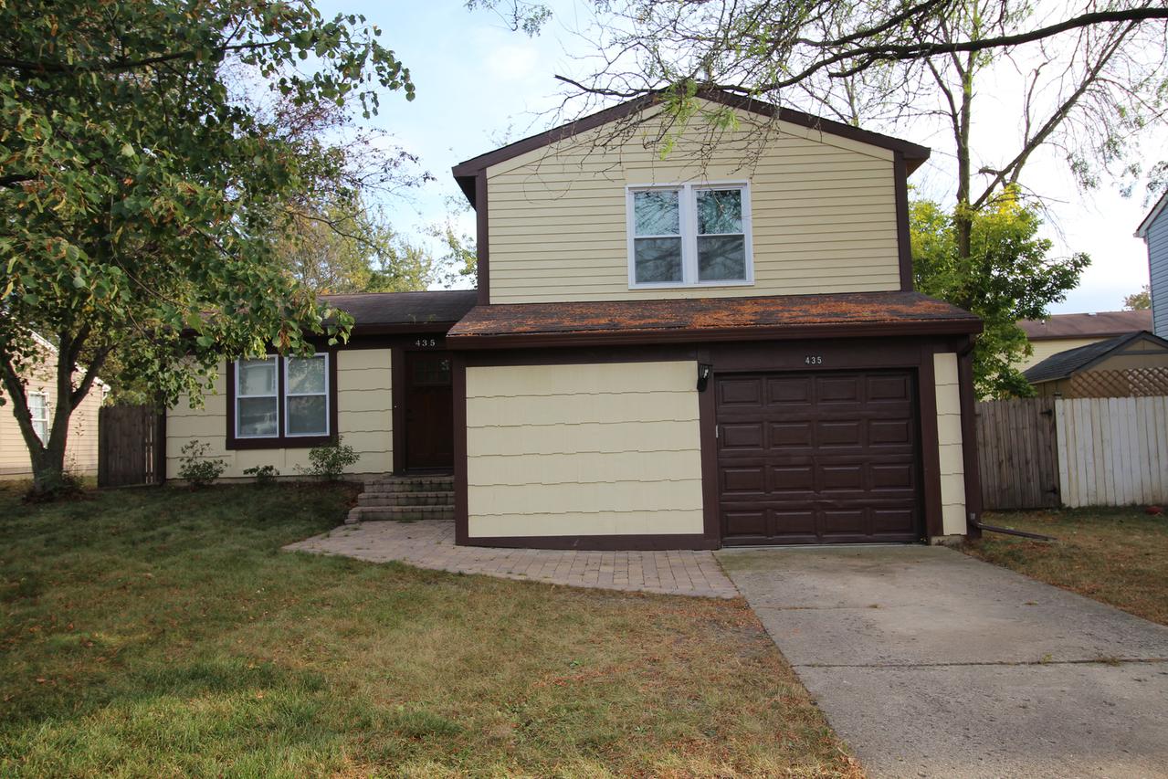435 Sioux Dr., Bolingbrook, IL 60440