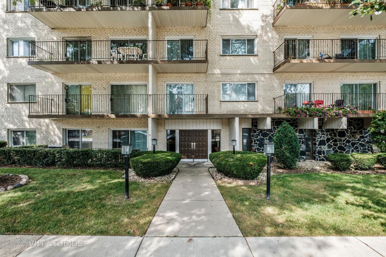 8630 Ferris Ave. #504, Morton Grove, IL 60053