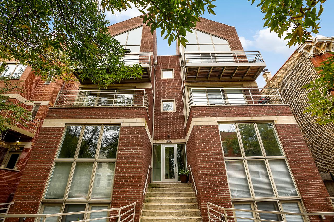 854 N Marshfield Ave. #2S, Chicago, IL 60622