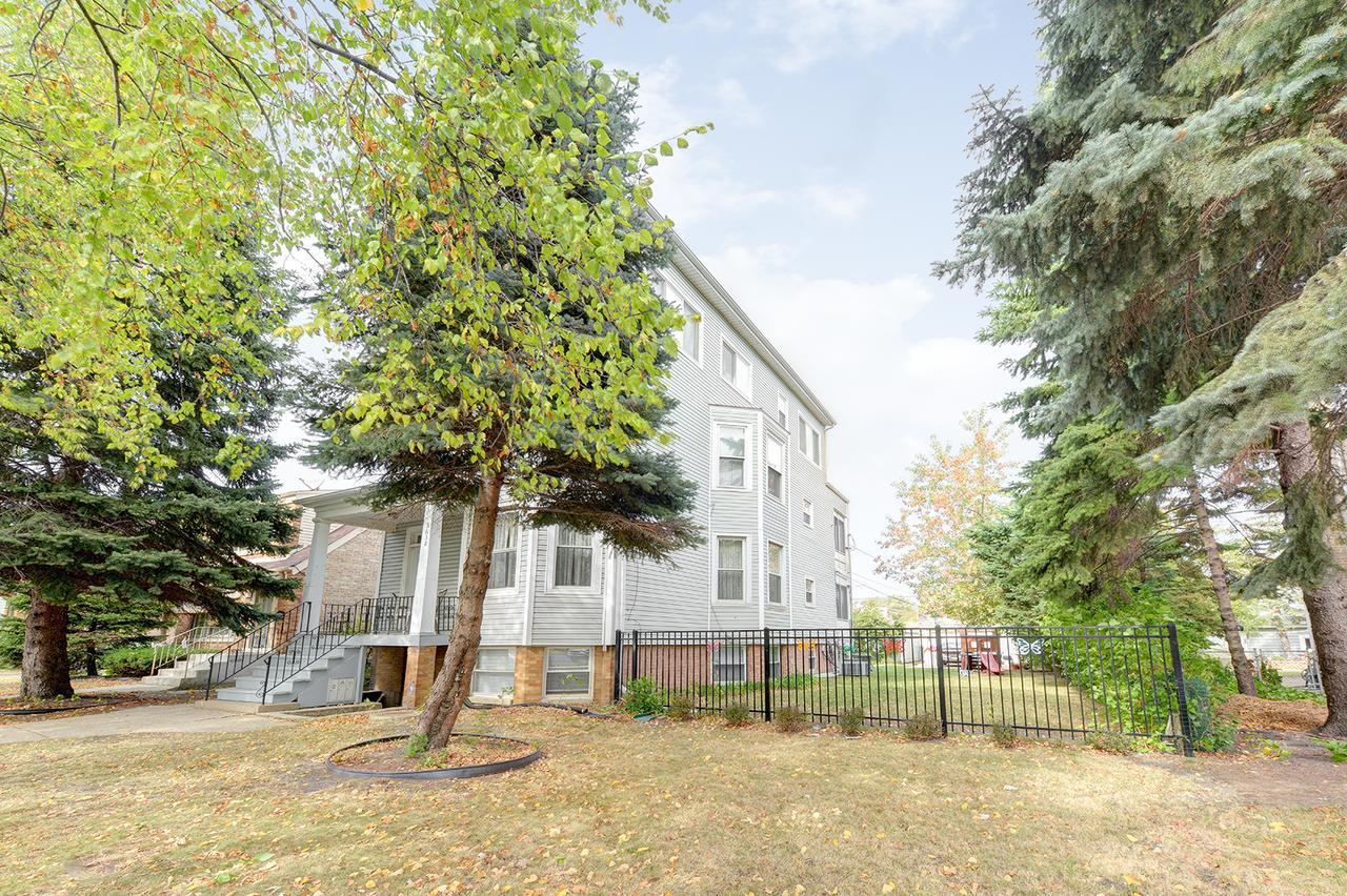 5638 W Higgins Ave., Chicago, IL 60630