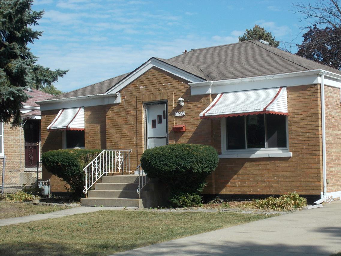 2317 S 23rd Ave., Broadview, IL 60155