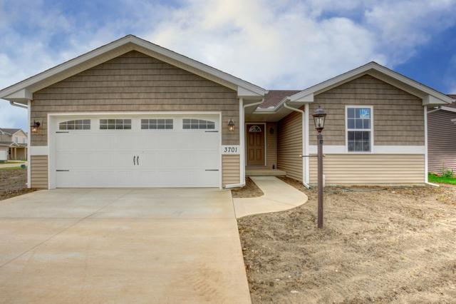 3701 Lighthouse Pointe, Champaign, IL 61822