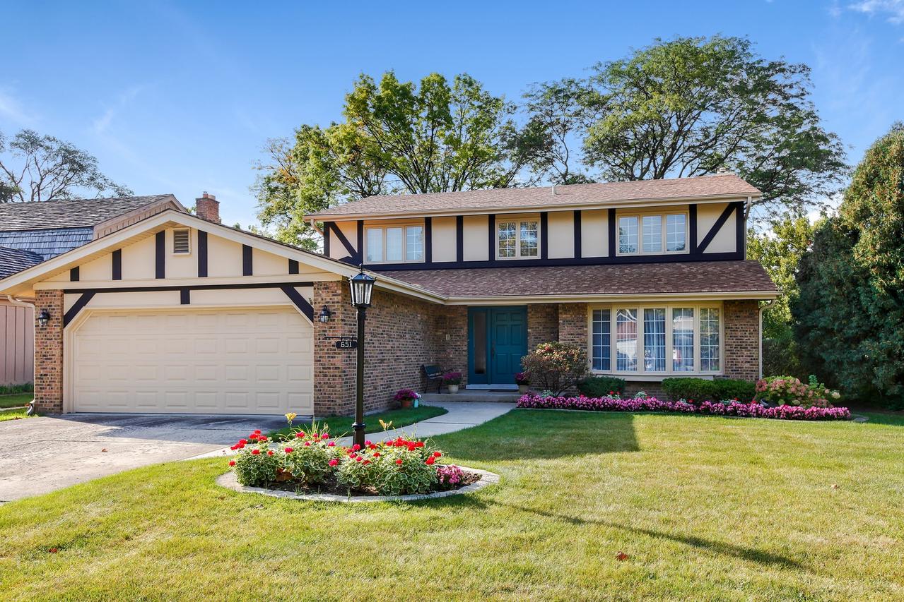 651 Courtland Cir., Western Springs, IL 60558
