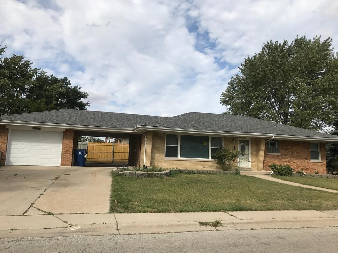 10044 Westmanor Dr., Franklin Park, IL 60131