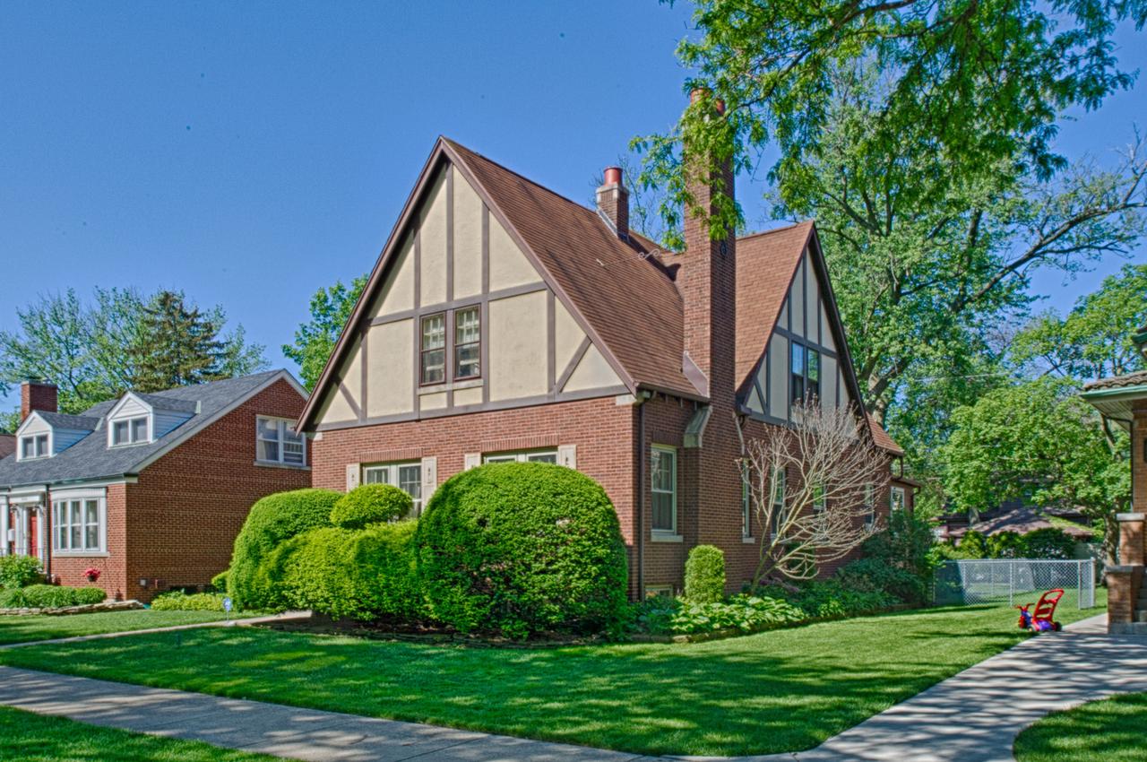 10534 S Hamilton Ave., Chicago, IL 60643