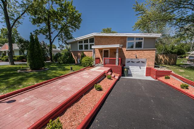 6N370 Maple Ave., Wood Dale, IL 60191