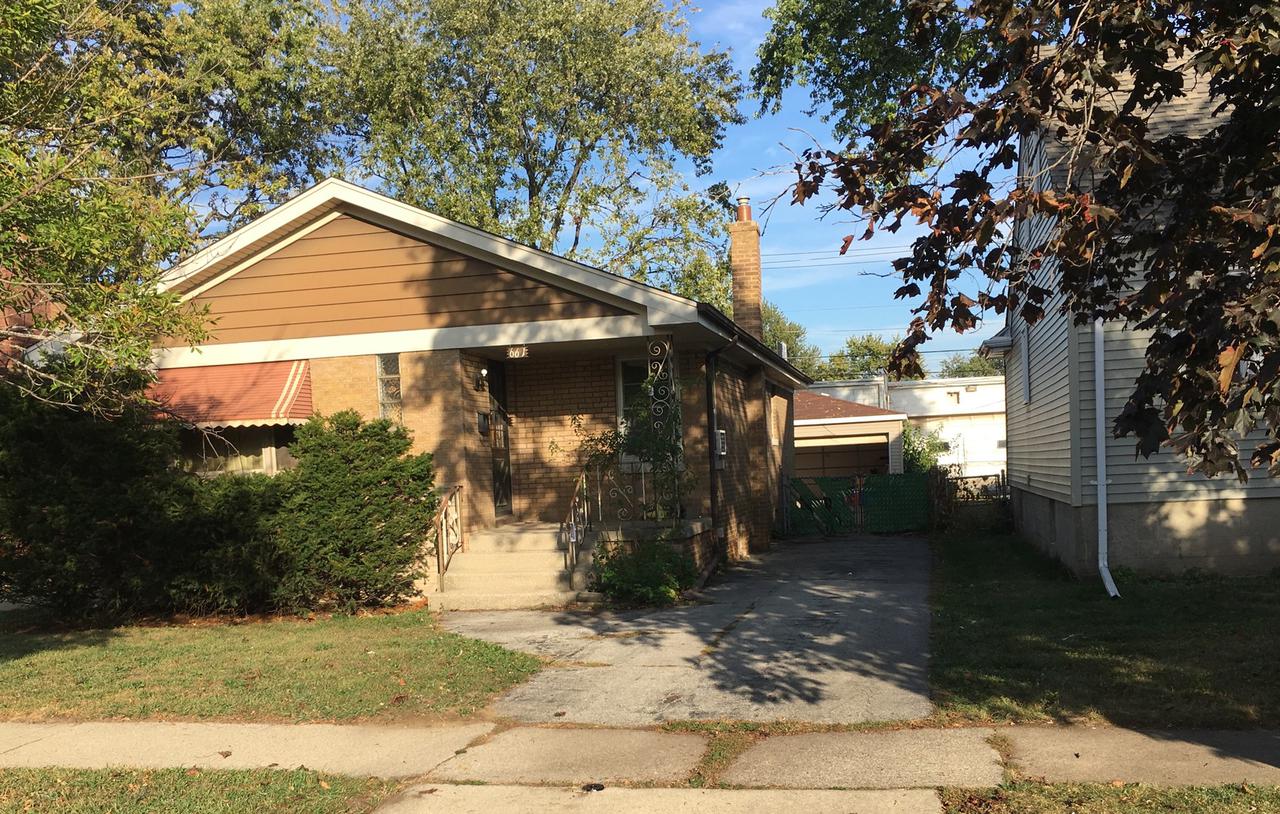 661 Greenbay Ave., Calumet City, IL 60409