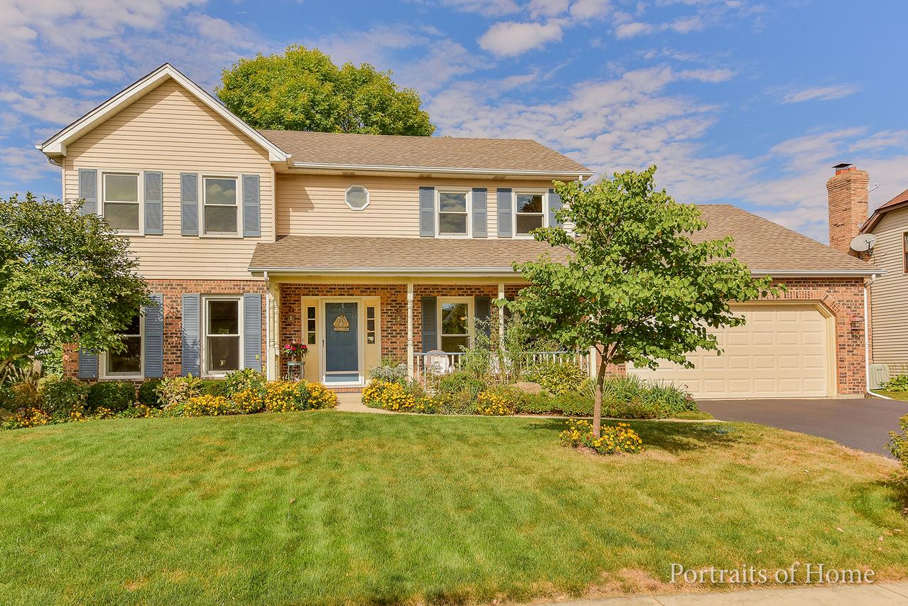 479 Prairie Knoll Dr., Naperville, IL 60565