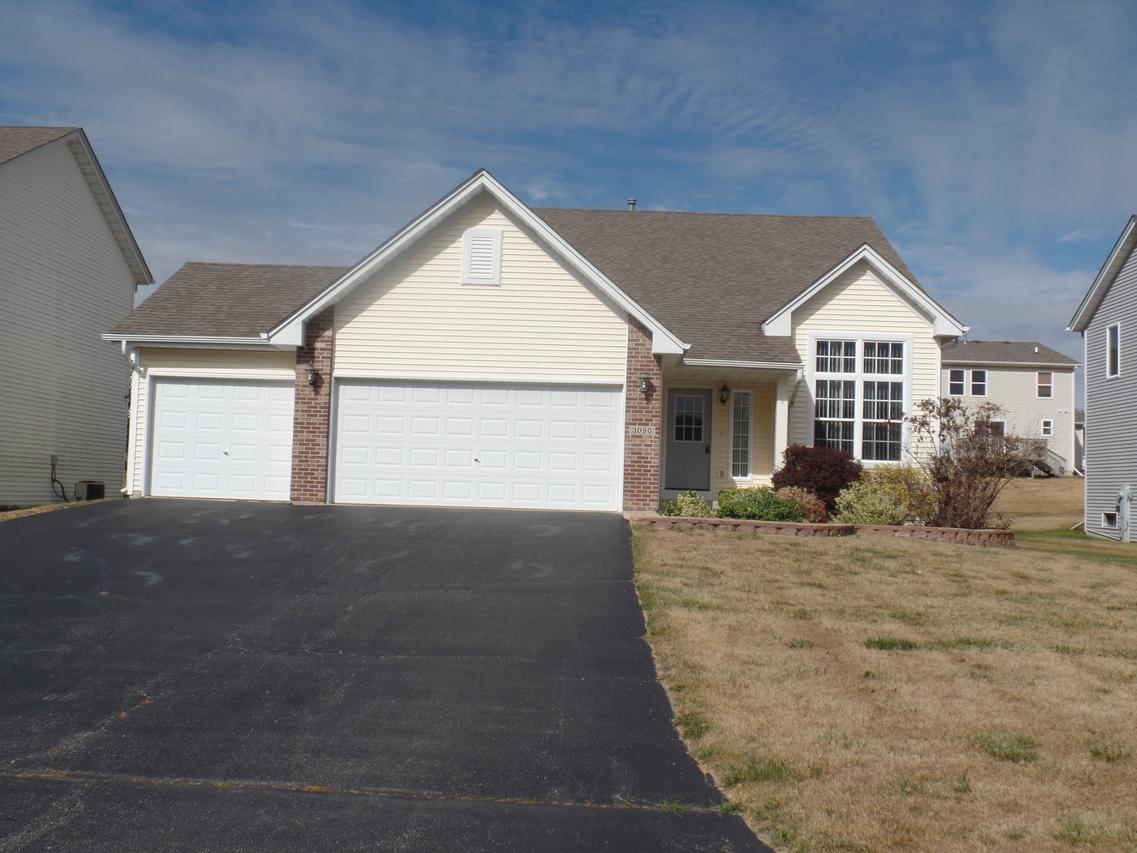 3090 Bauer Dr., Machesney Park, IL 61115