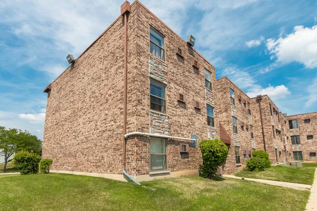 735 Swift Rd. #201, Addison, IL 60101