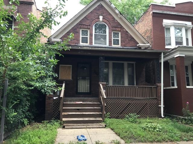 7007 S Calumet Ave., Chicago, IL 60637