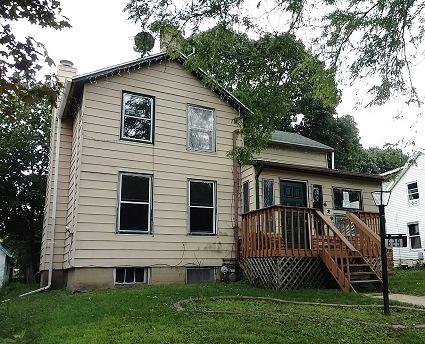 629 W Clark St., Freeport, IL 61032