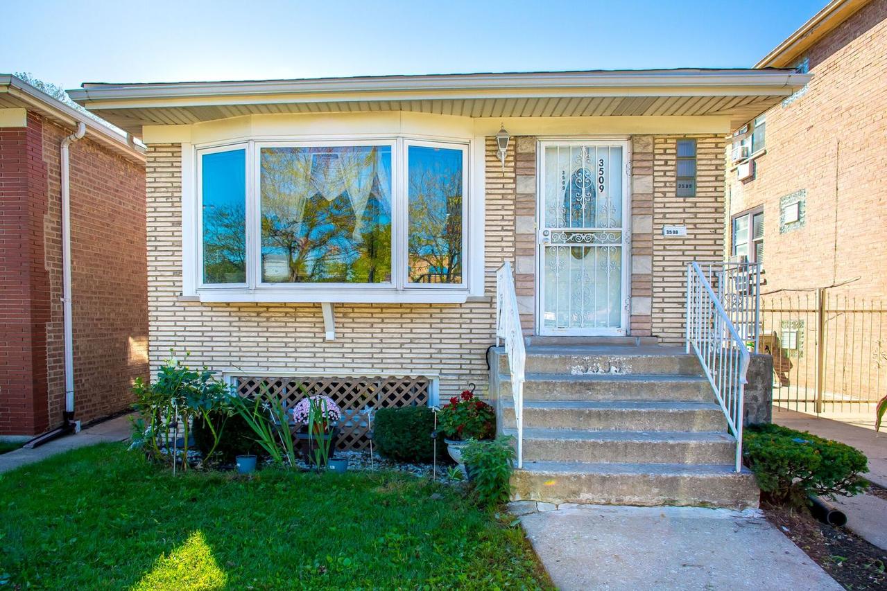 3509 W 79th St., Chicago, IL 60620