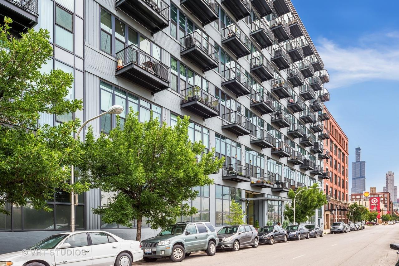 1224 W Van Buren St. #626, Chicago, IL 60607