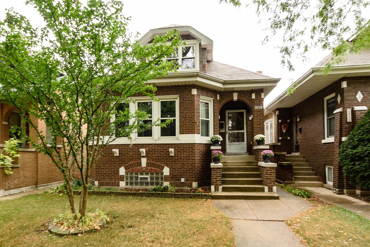 5430 N Lieb Ave., Chicago, IL 60630
