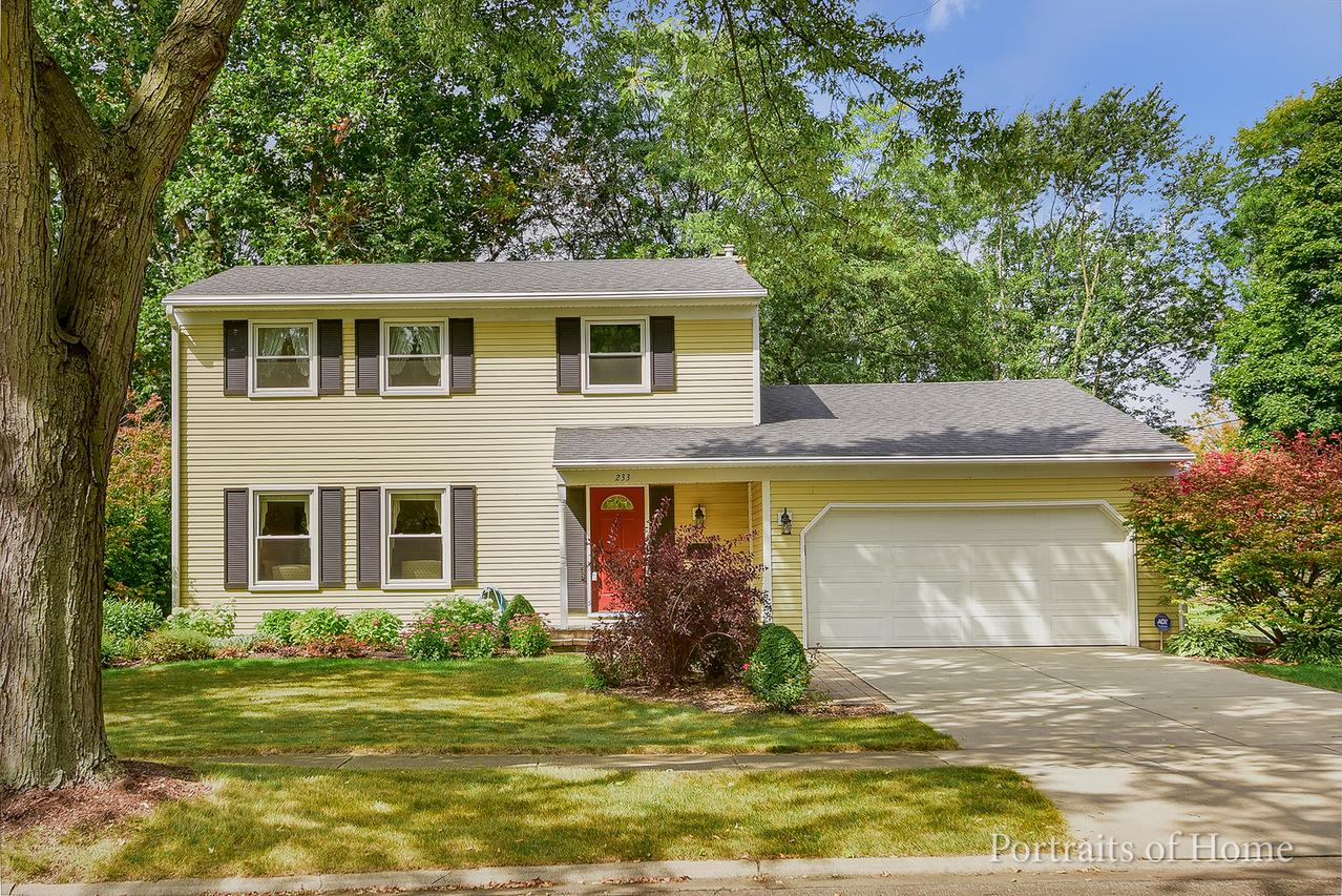 233 James Ln., Naperville, IL 60540