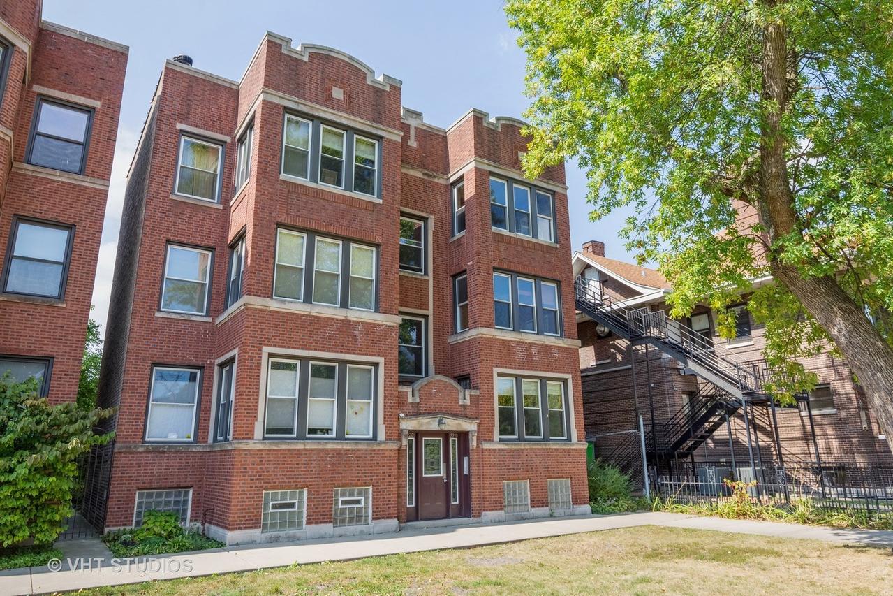 2210 N Kedzie Ave. #3N, Chicago, IL 60647