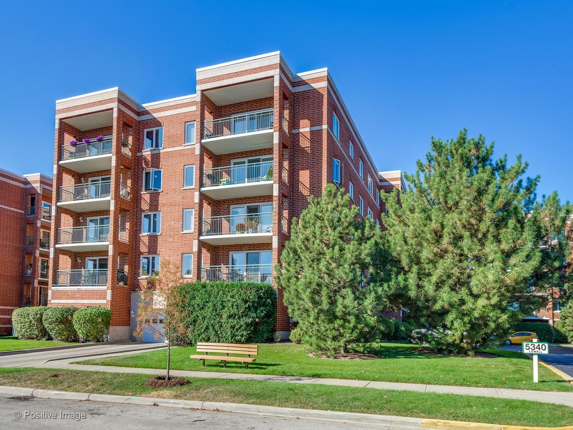 5340 N Lowell Ave. #203, Chicago, IL 60630