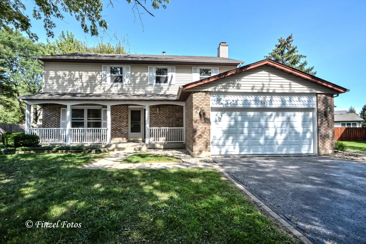 591 Kimer Ct., Crystal Lake, IL 60012