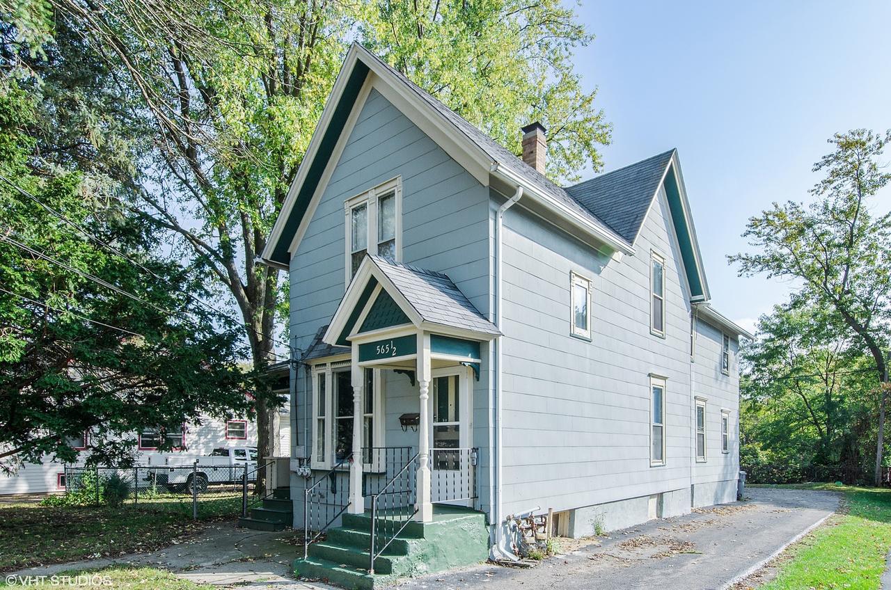 565 Columbia Ave., Elgin, IL 60120