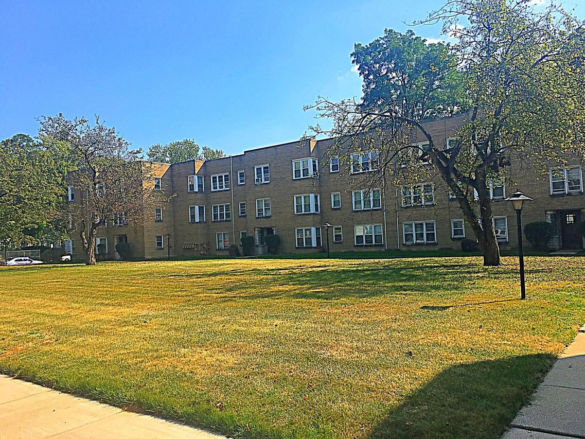 1751 W 95th Pl. #2A, Chicago, IL 60643