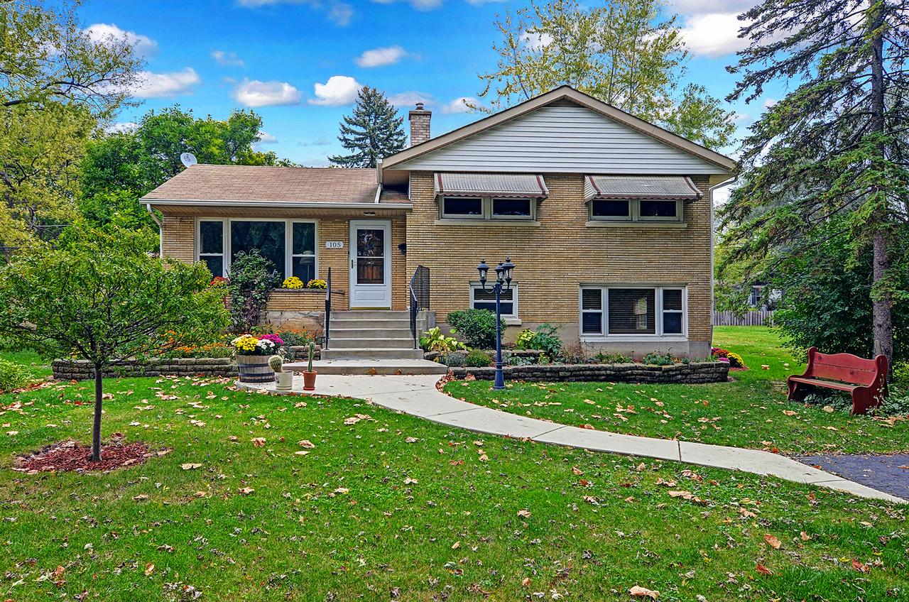 105 S Grant St., Westmont, IL 60559