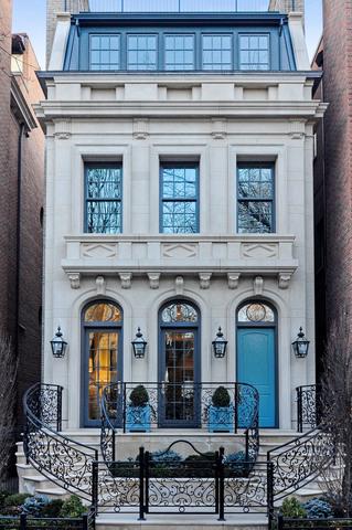 1848 N Howe St., Chicago, IL 60614