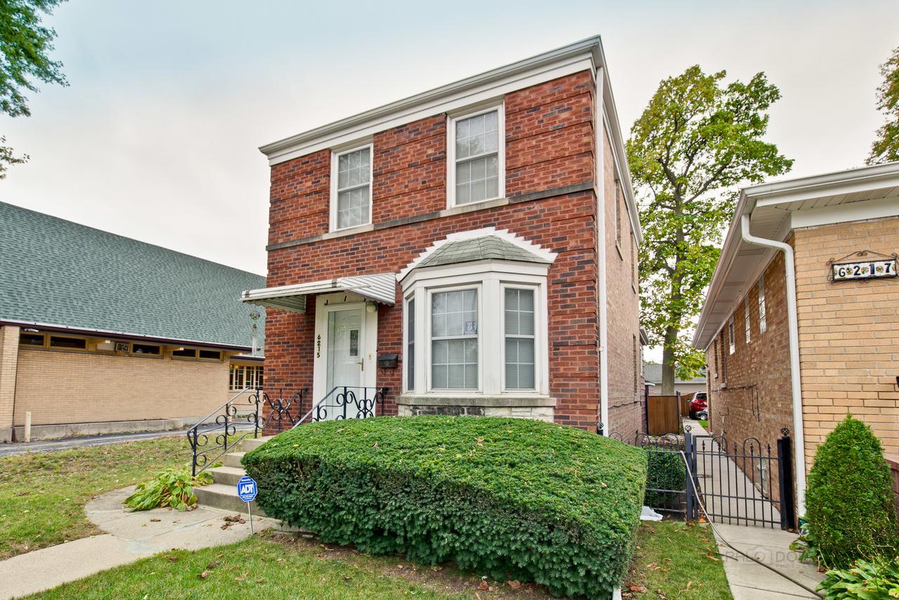 6215 W Peterson Ave., Chicago, IL 60646