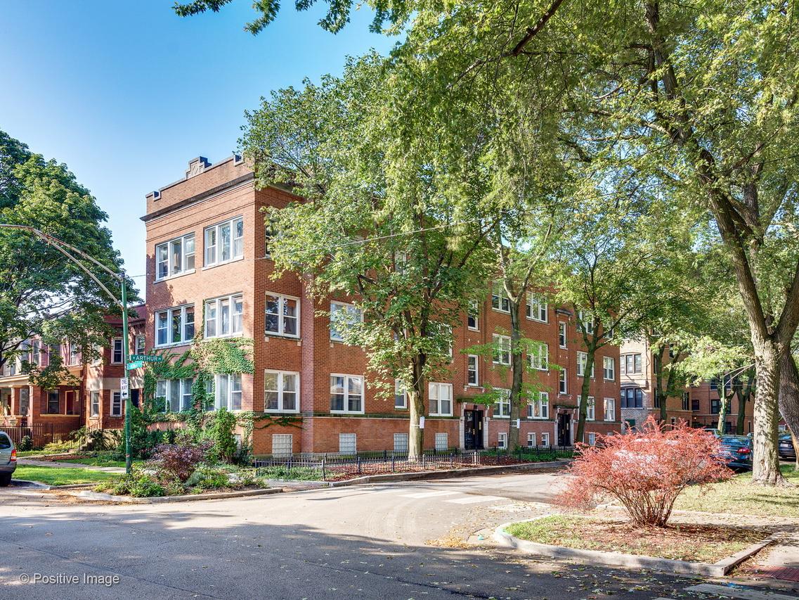 1437 W Arthur Ave. #2, Chicago, IL 60626