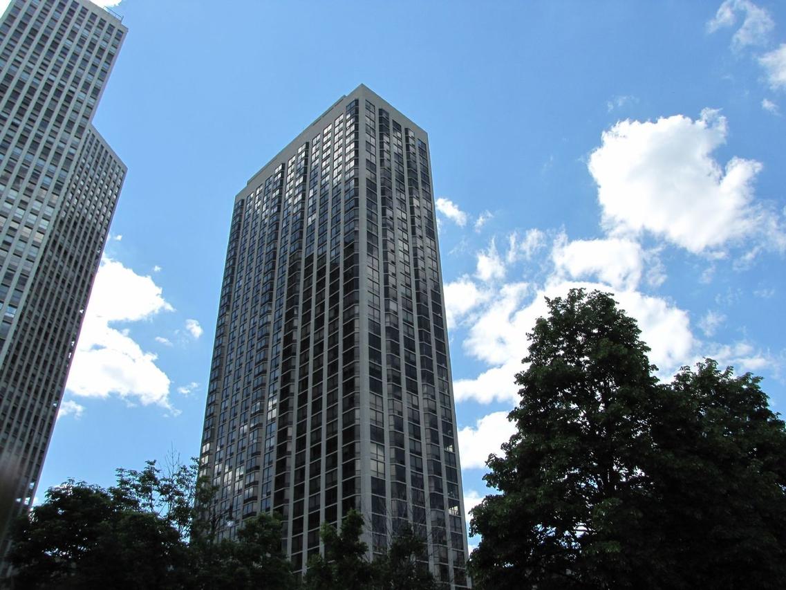 2650 N Lakeview Ave. #502, Chicago, IL 60614
