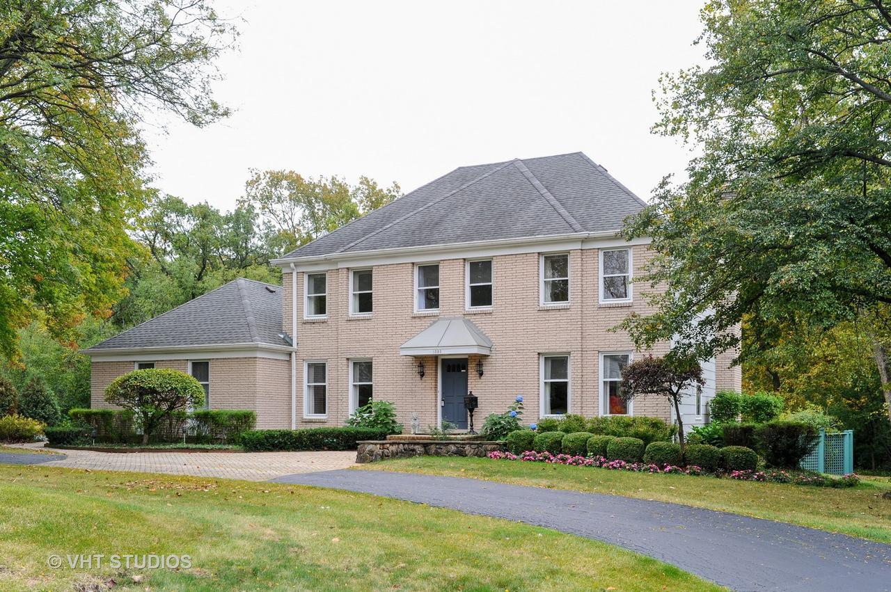 1253 Deer Trail Ln., Libertyville, IL 60048