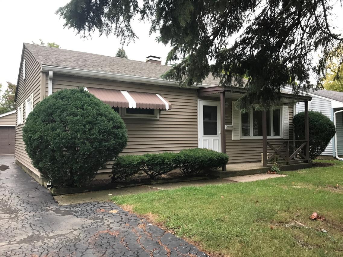 1120 Westshire Dr., Joliet, IL 60435