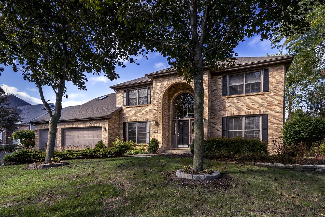120 Westhaven Cir., Geneva, IL 60134