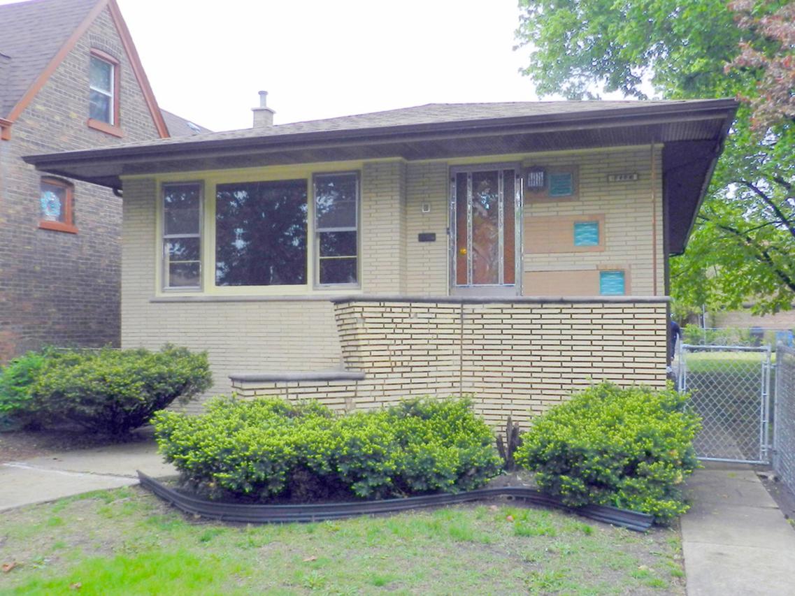 6404 S Karlov Ave., Chicago, IL 60629
