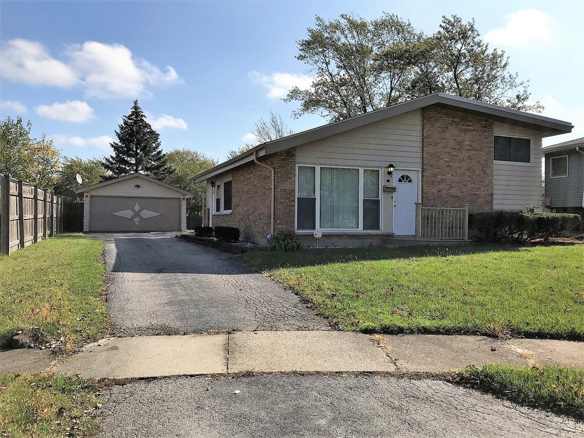 108 Well St., Park Forest, IL 60466