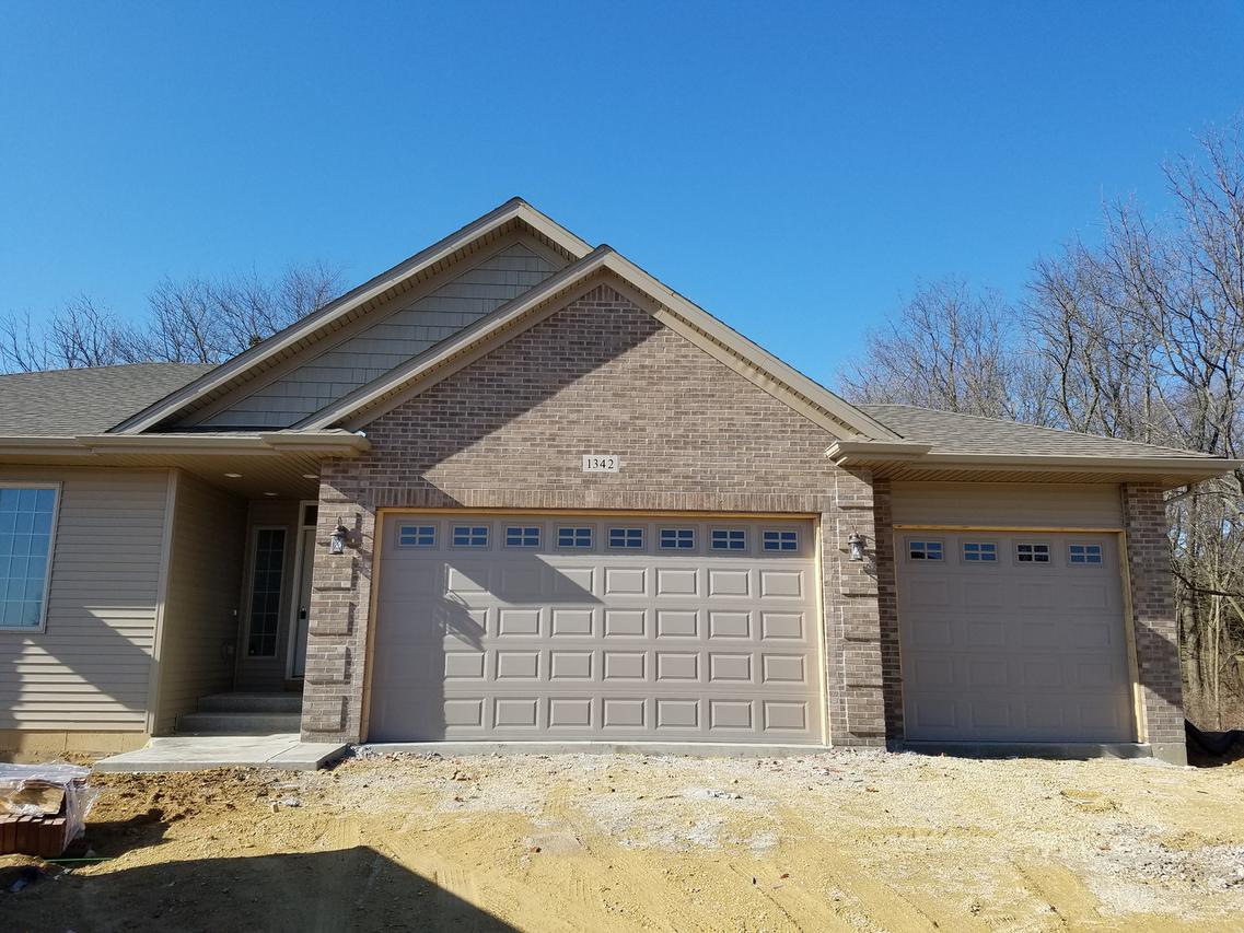 1342 Glacier Dr., Byron, IL 61010