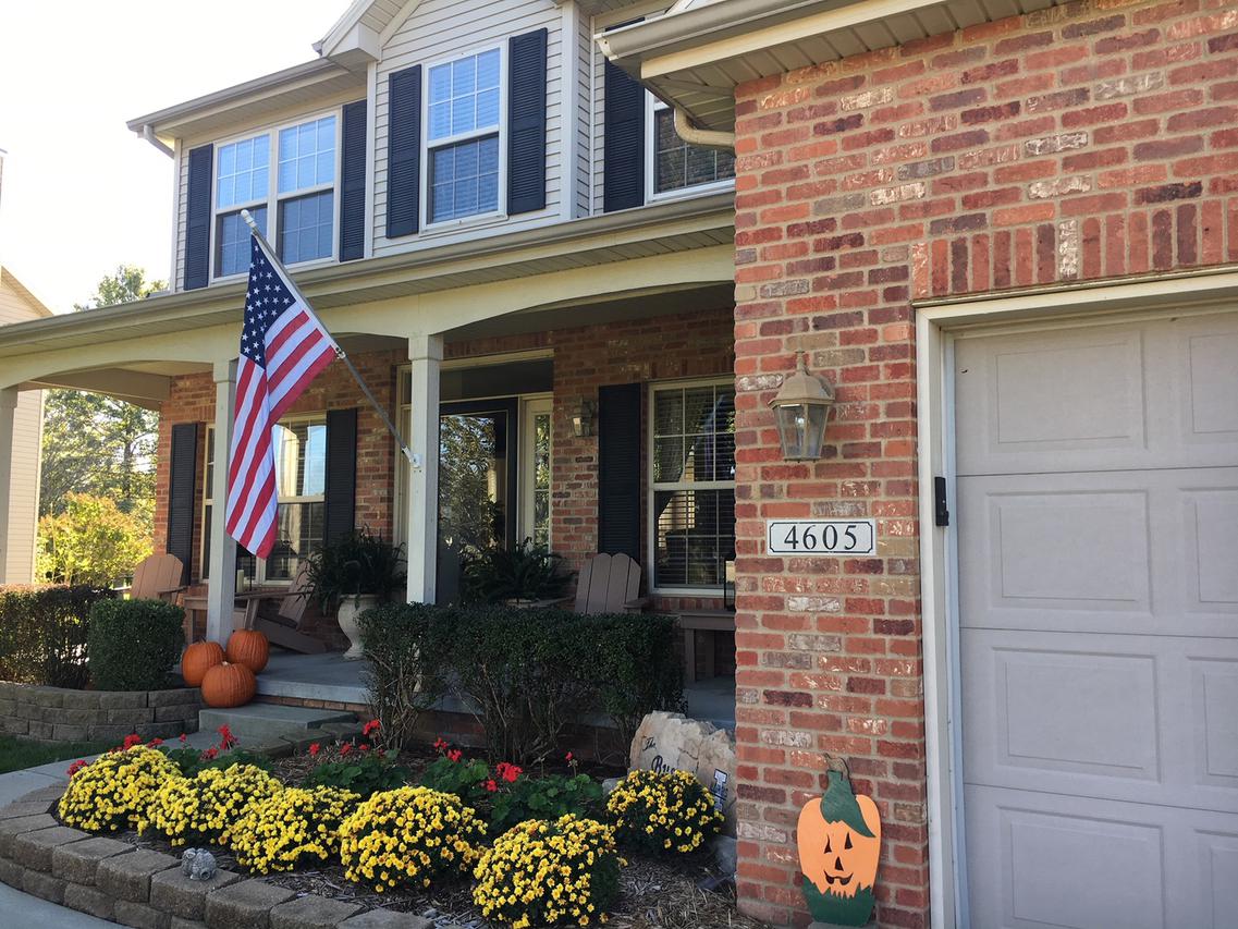 4605 Stonebridge Dr., Champaign, IL 61822