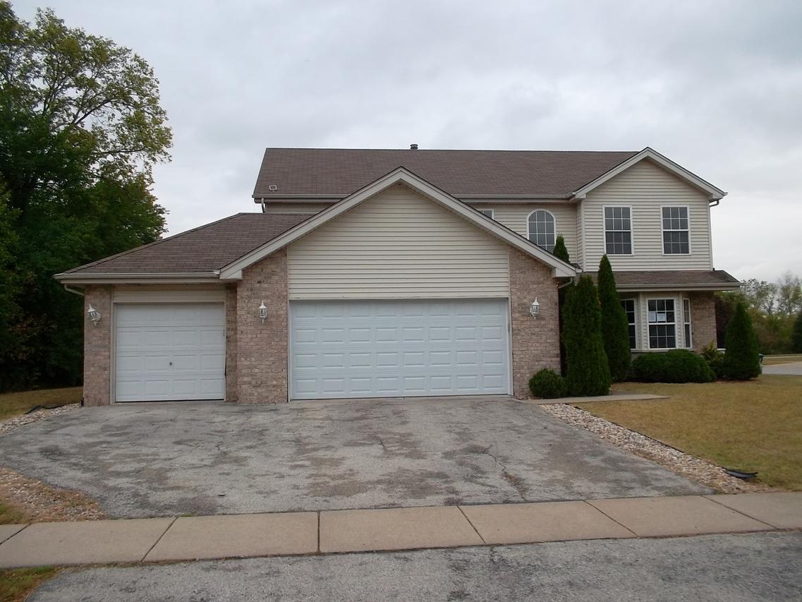 18660 Maple Ave., Country Club Hills, IL 60478