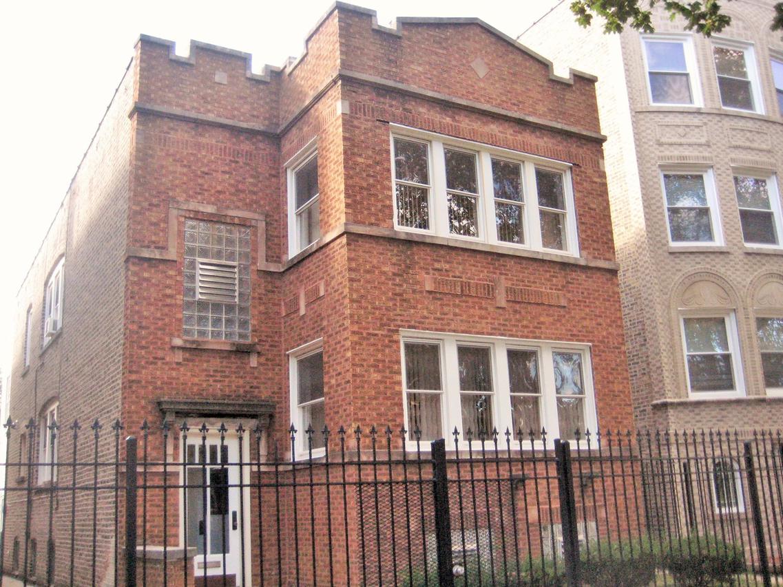 6044 N Fairfield Ave., Chicago, IL 60659
